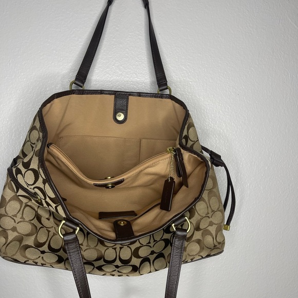 Coach Carry All Signature Brown Green Drawstring Tote Purse - Picture 9 of 16